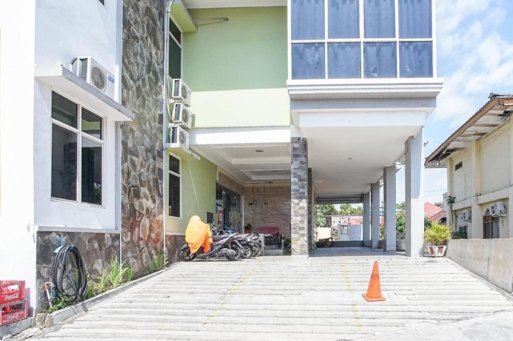 Ontario Homestay Manado Dış mekan fotoğraf